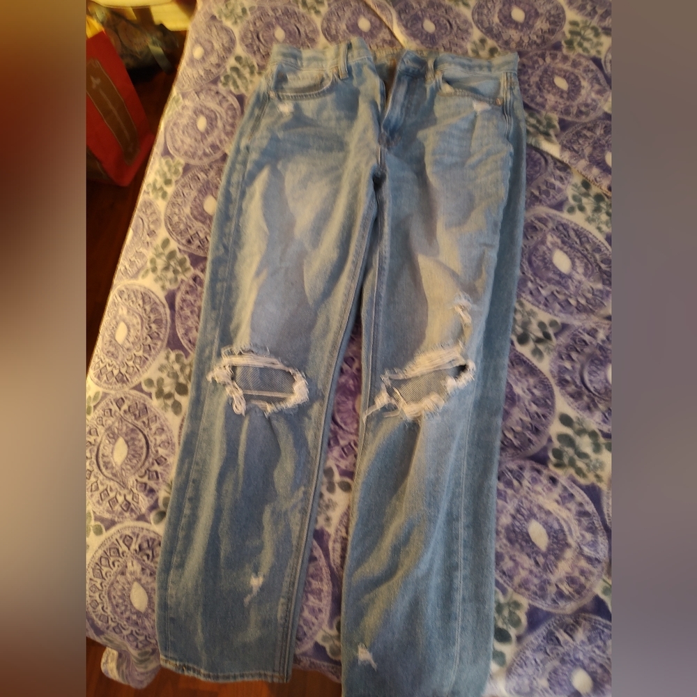 American eagle mom jeans size 6 short